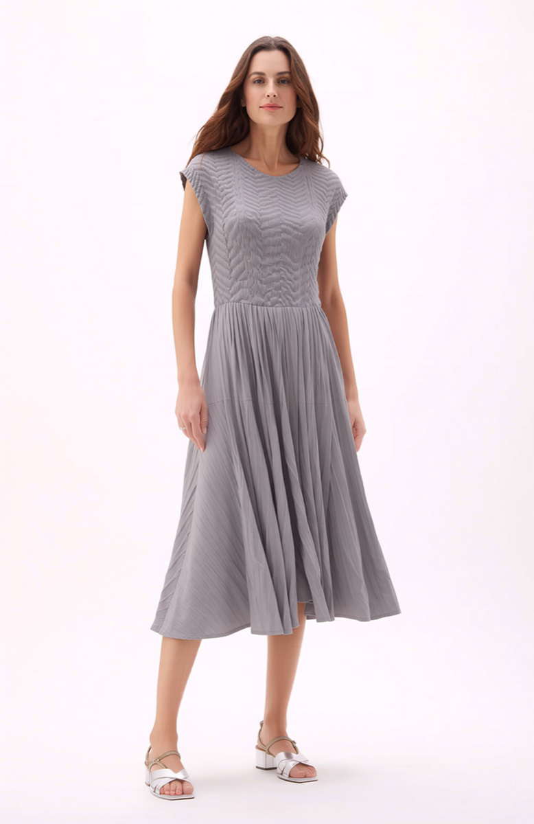 Pleated dress with Cupsleeves (Grey)