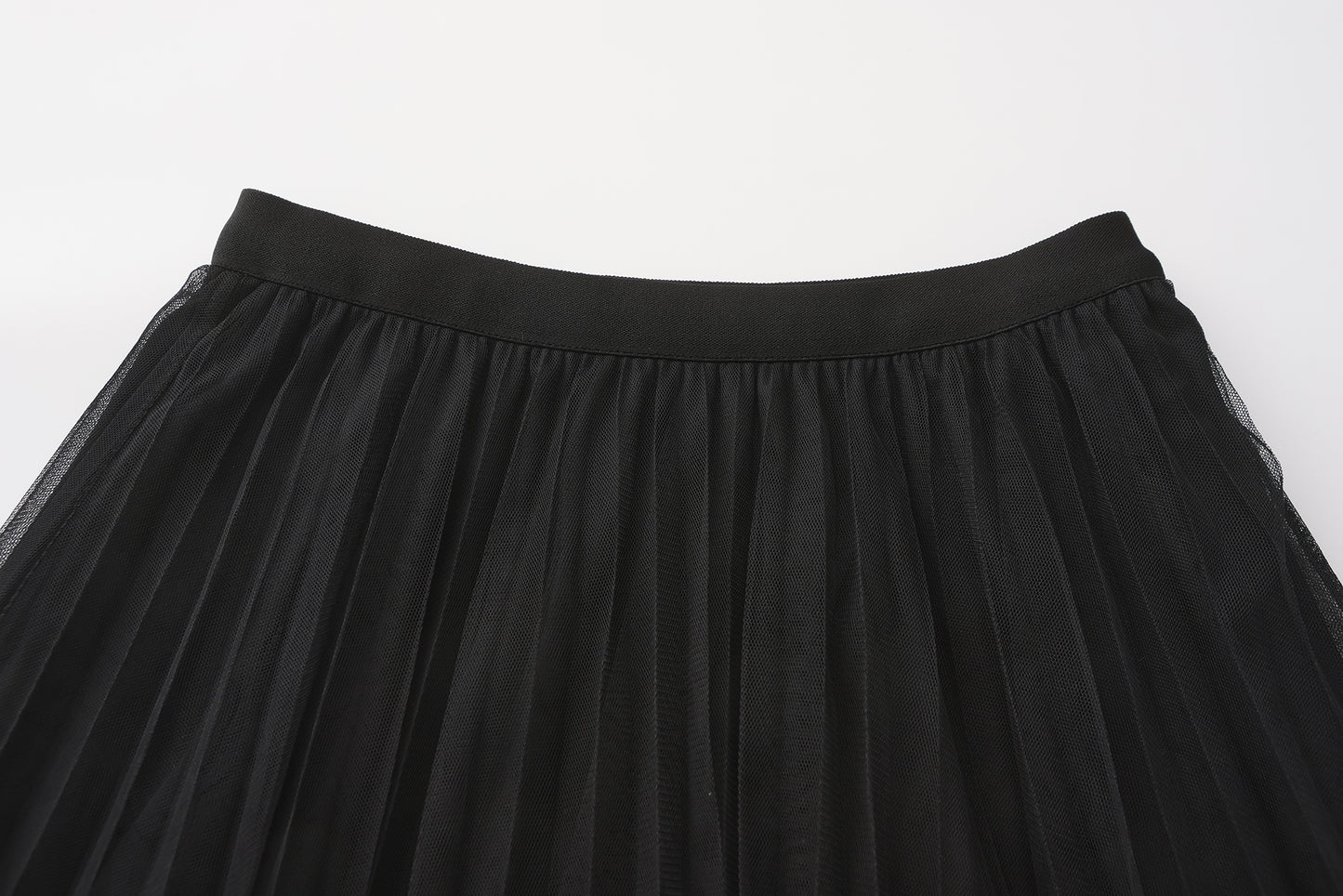 Fairy pleating mesh Skirt with vary size Pearls at hem (Black)