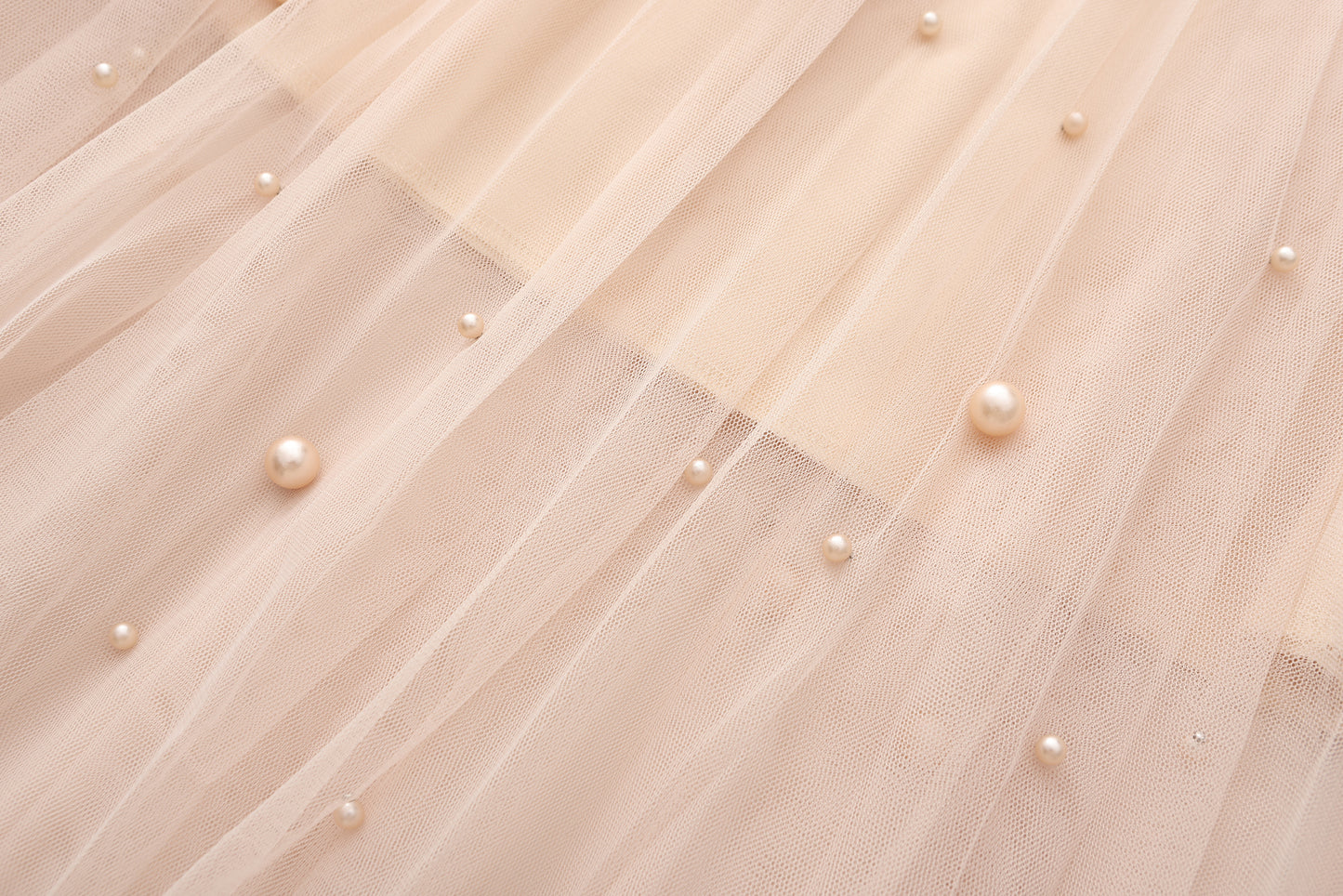 Fairy pleating mesh Skirt with vary size Pearls at hem (Oatmeal)