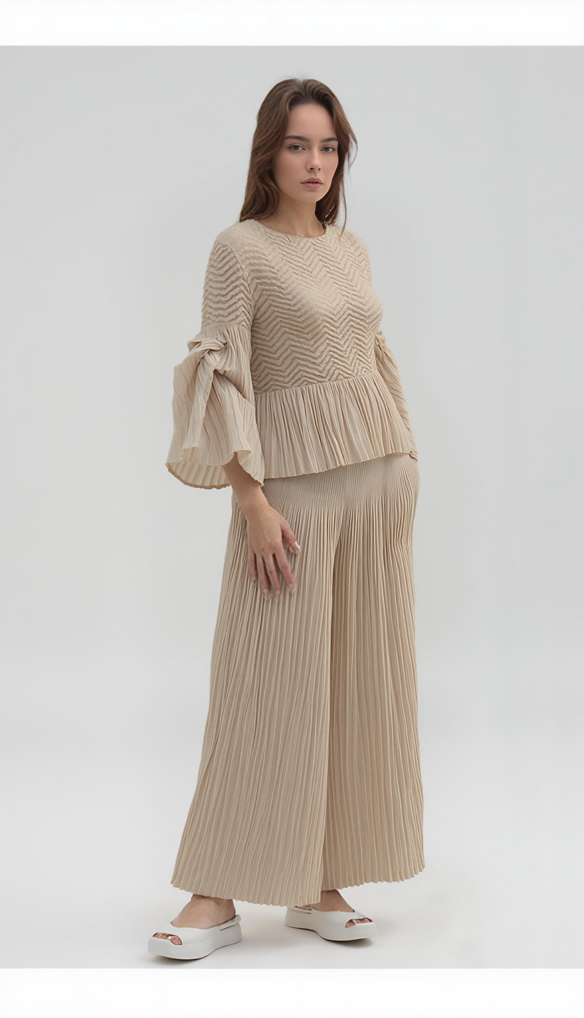 Pleated blouse top with flared sleeves & sweep (Apricot)
