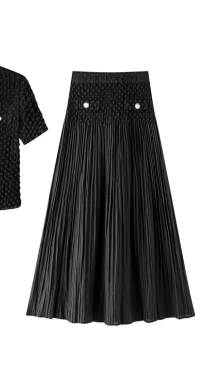 Pleated Chanel look mock jacket top with buttons ( Black )