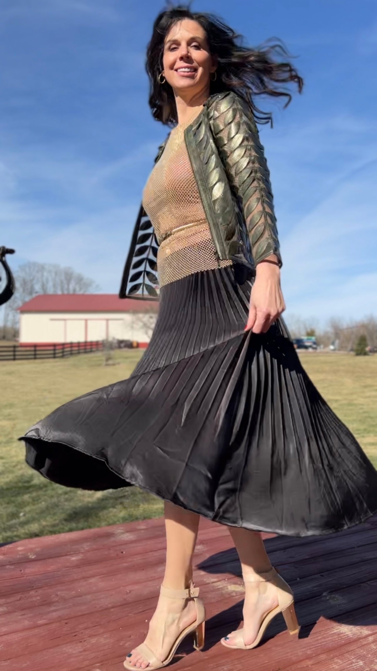 Pleating Crushed Sateen Skirt (Black)