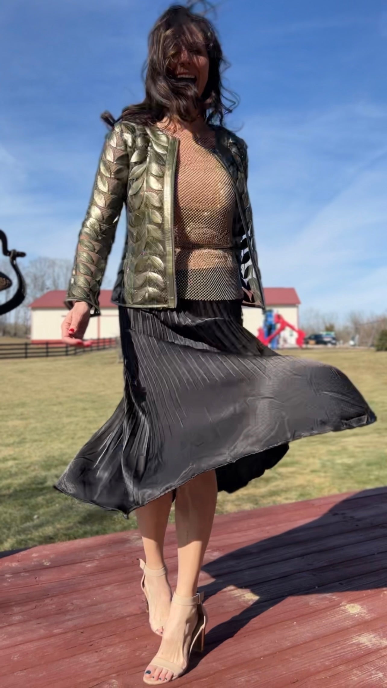 Pleating Crushed Sateen Skirt (Black)