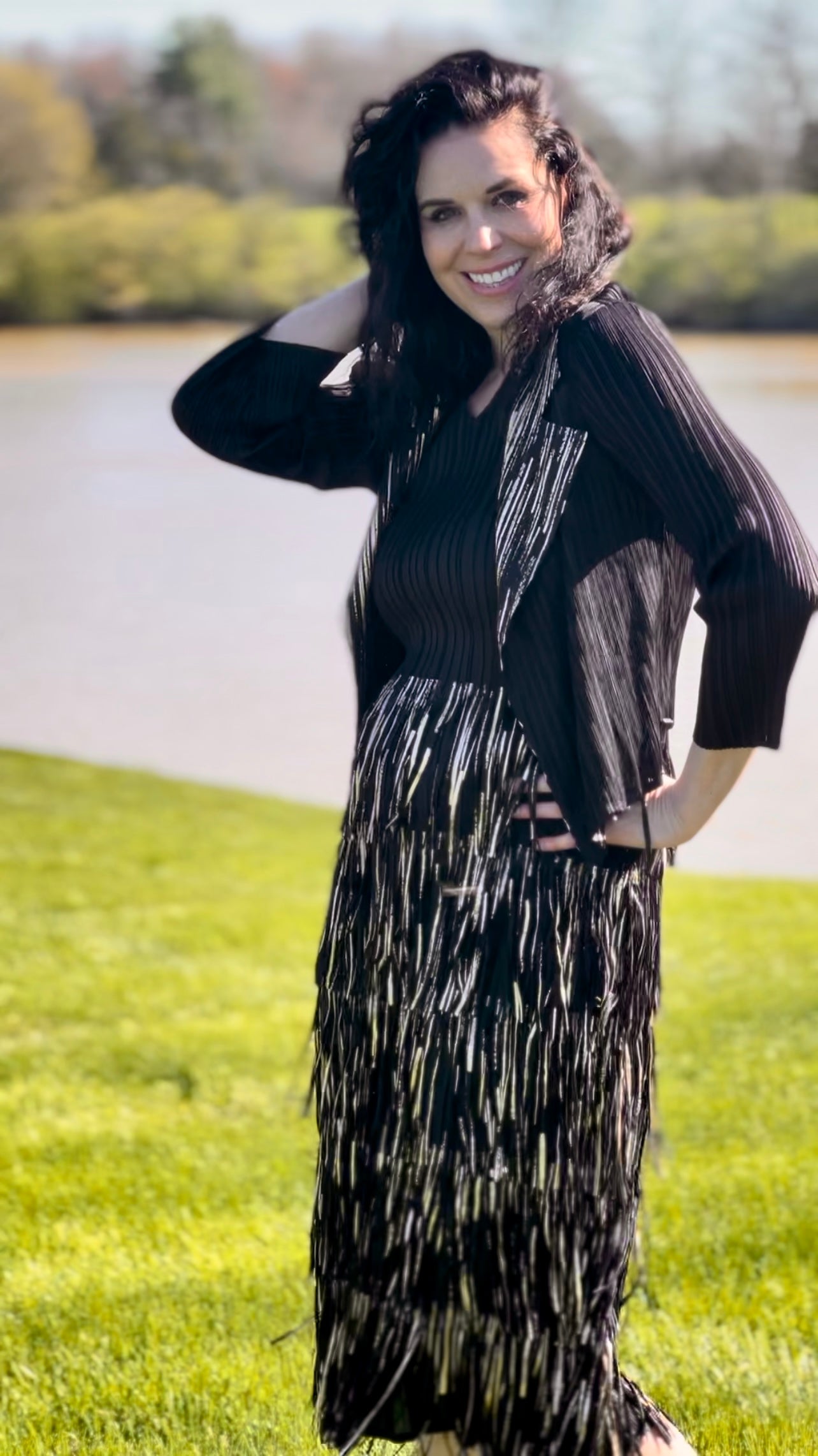 Pleating with fringe Dress set (Black/Gold)