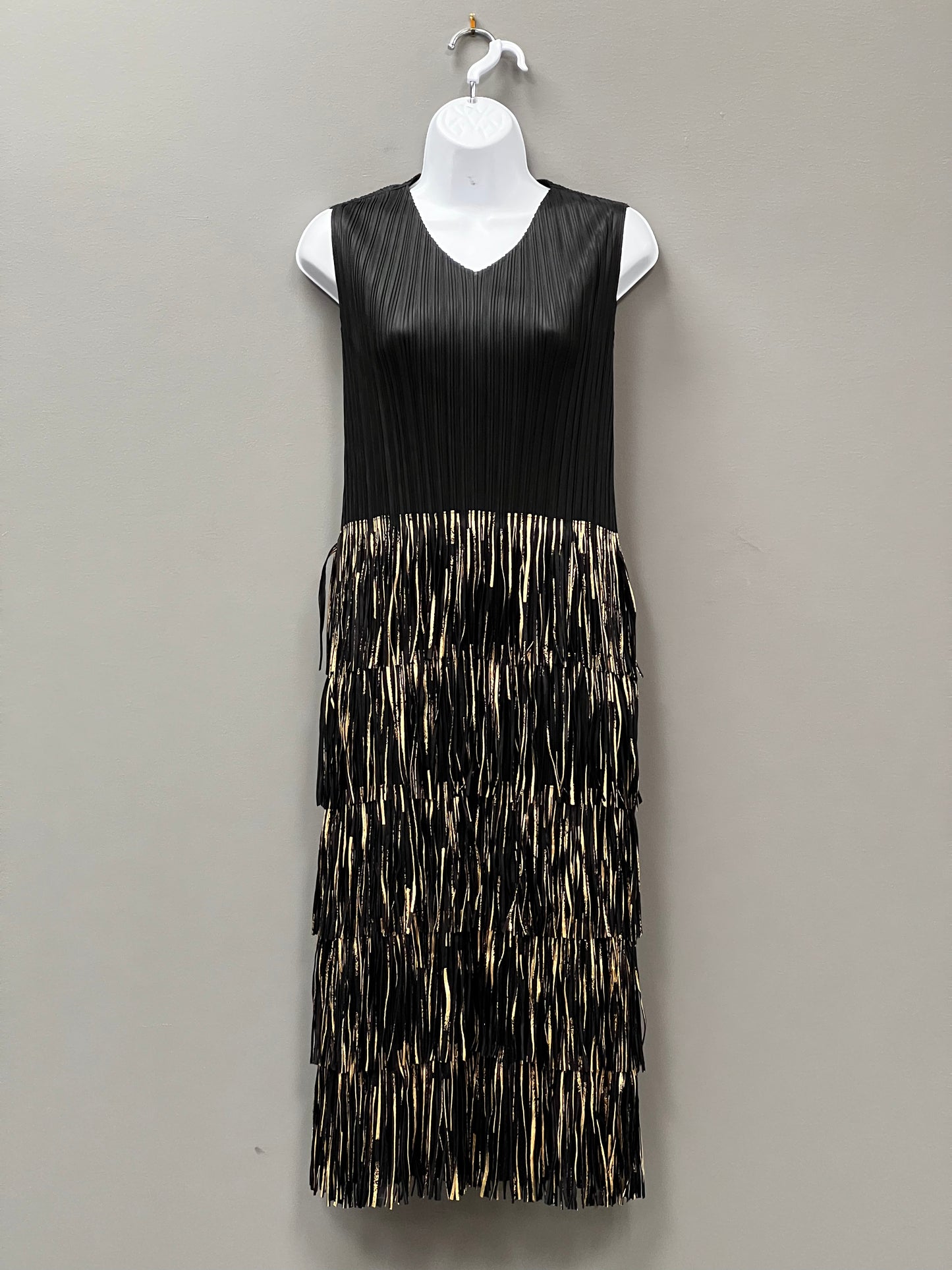 Pleating with fringe Dress set (Black)