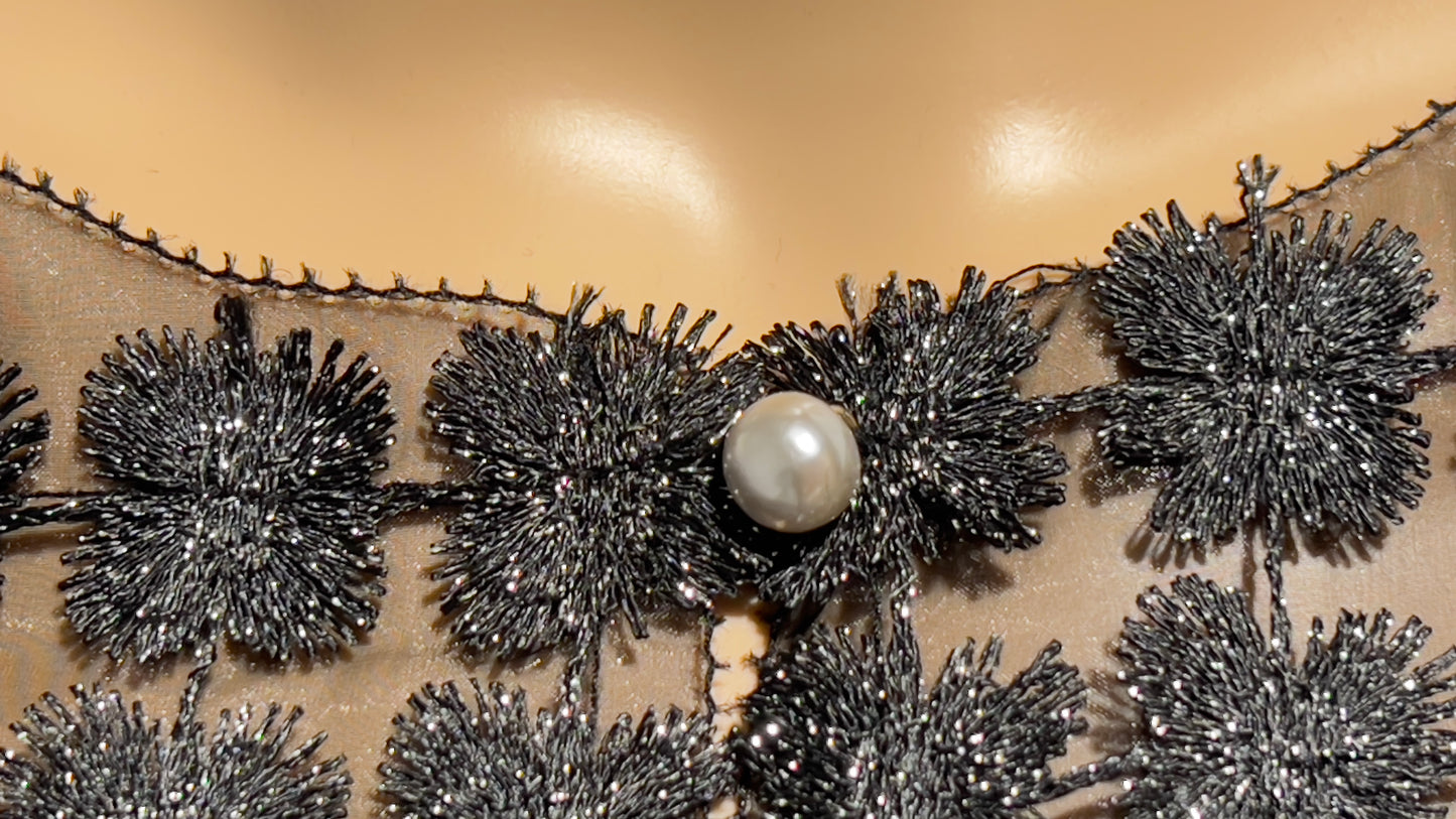 Short Lace Organza shirt with 3/4 sleeves (Black)