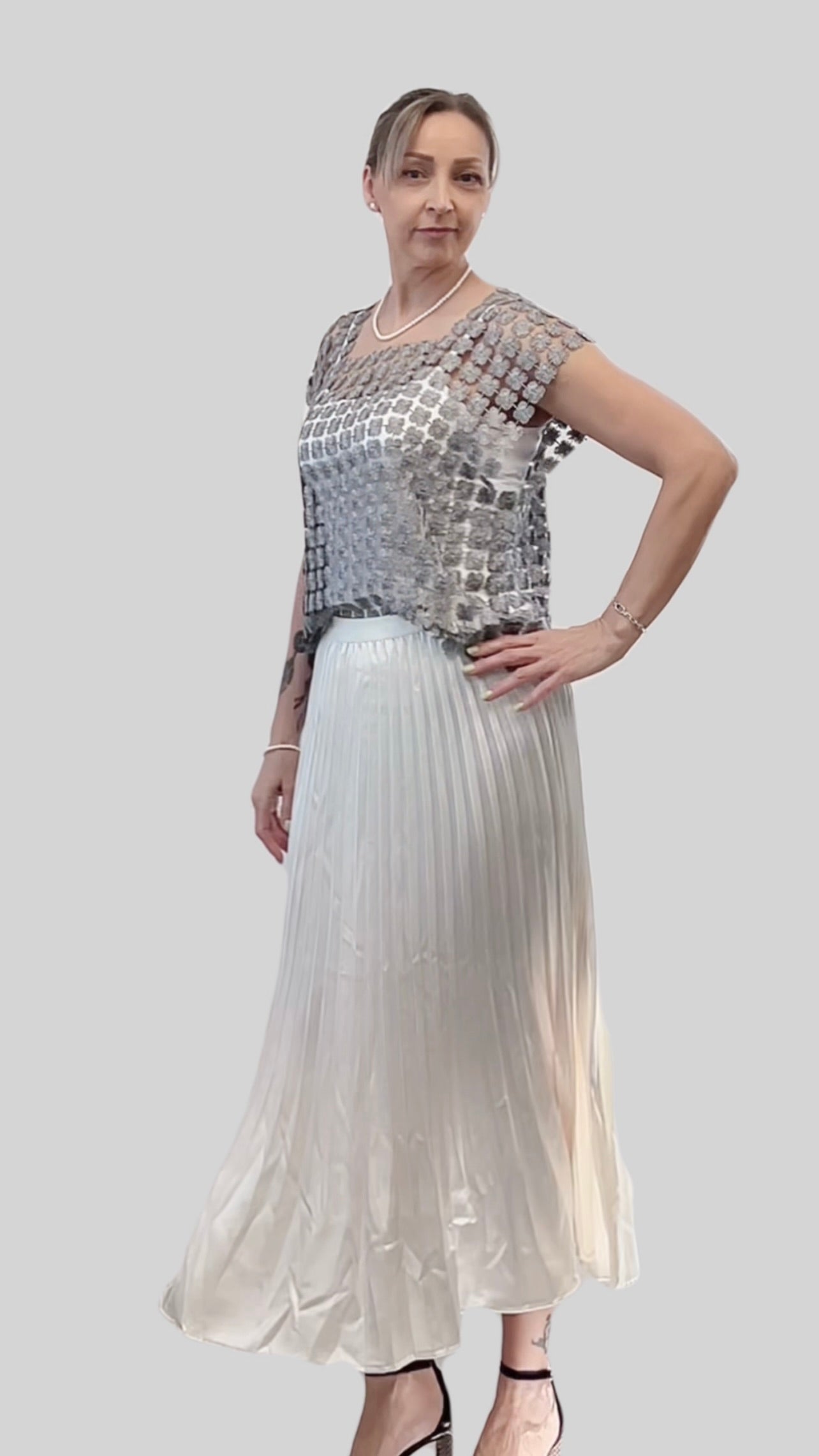 Lace Vest (Silver)
