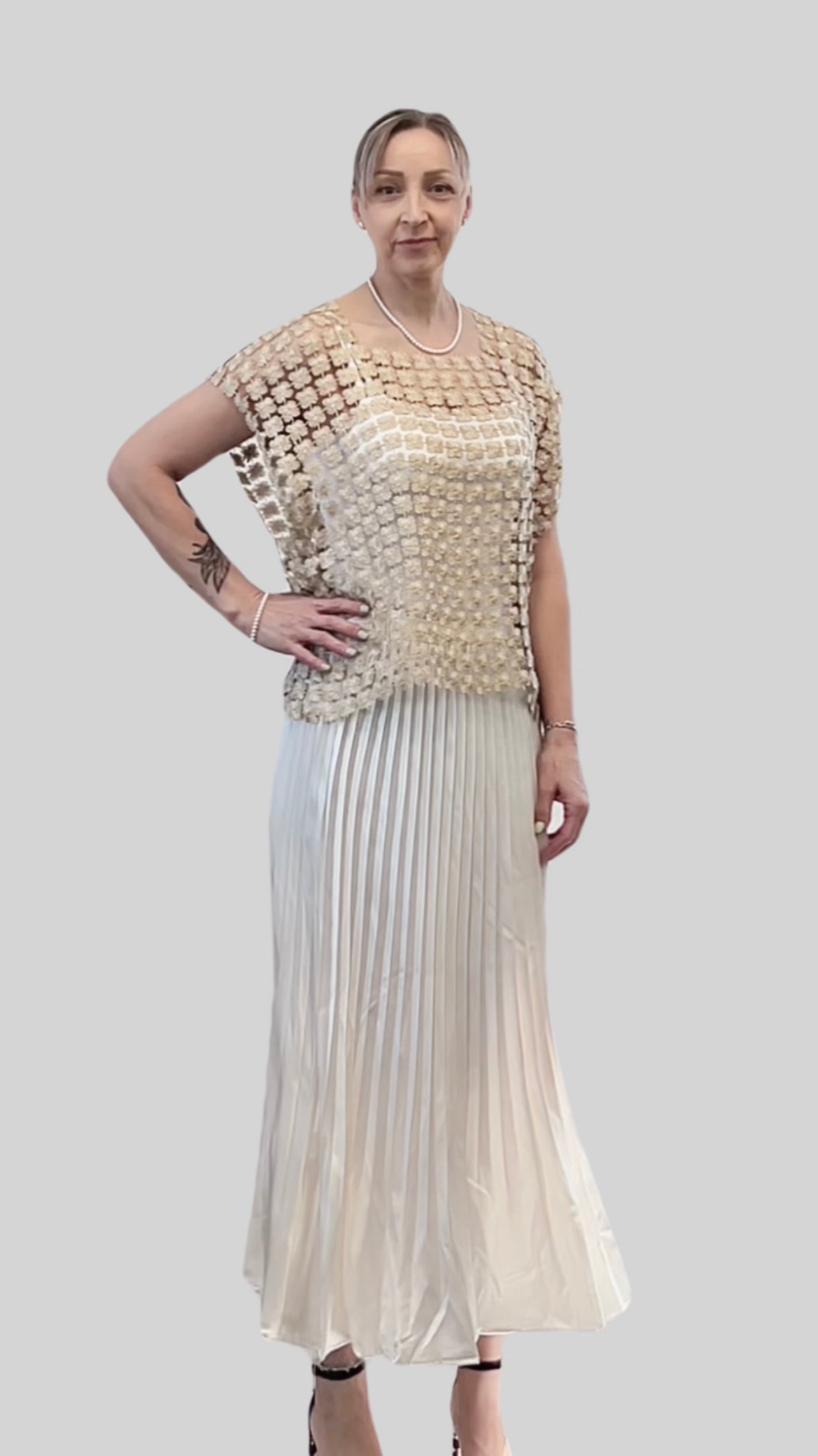 Lace Vest (Champagne)
