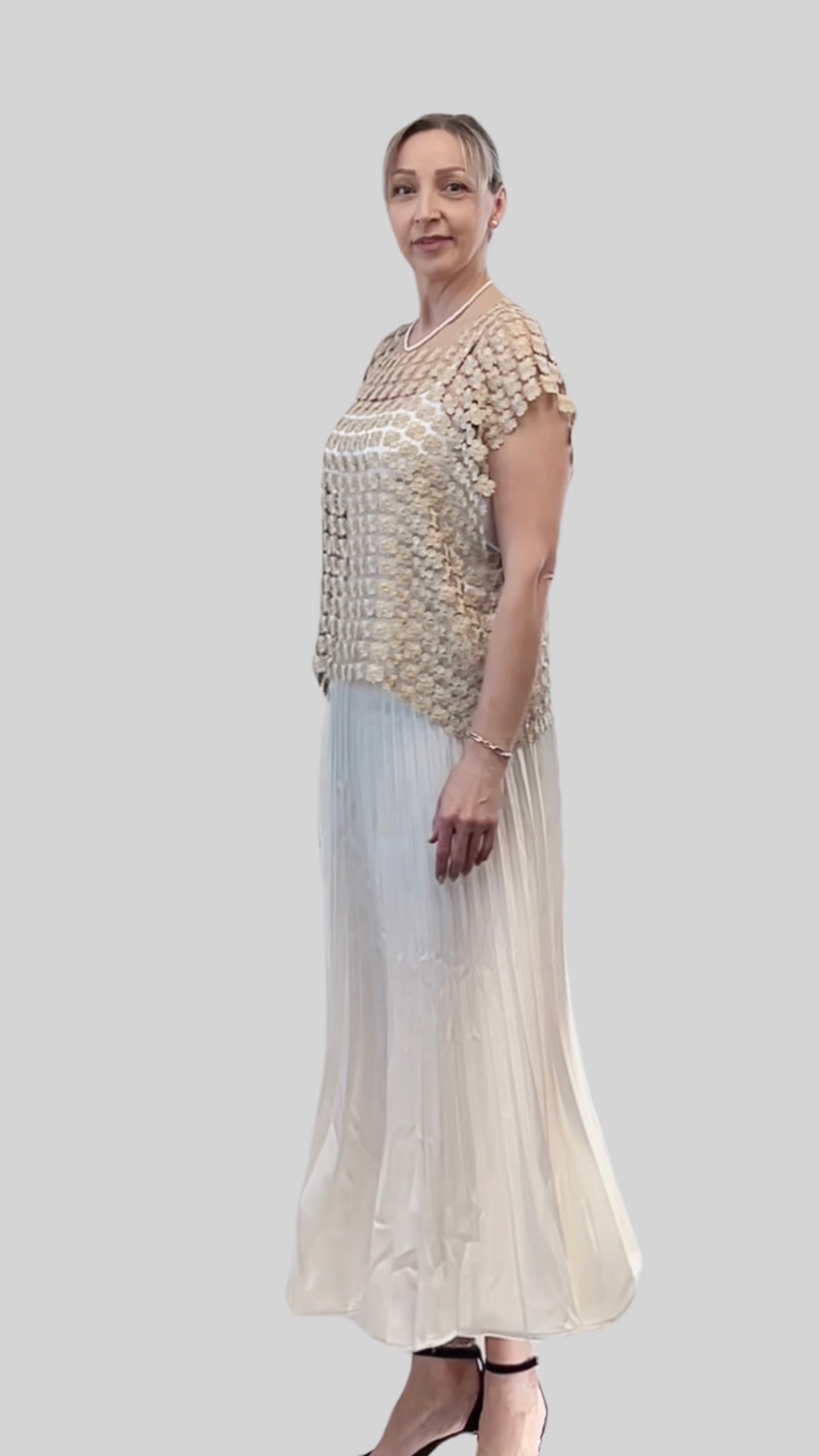 Lace Vest (Champagne)