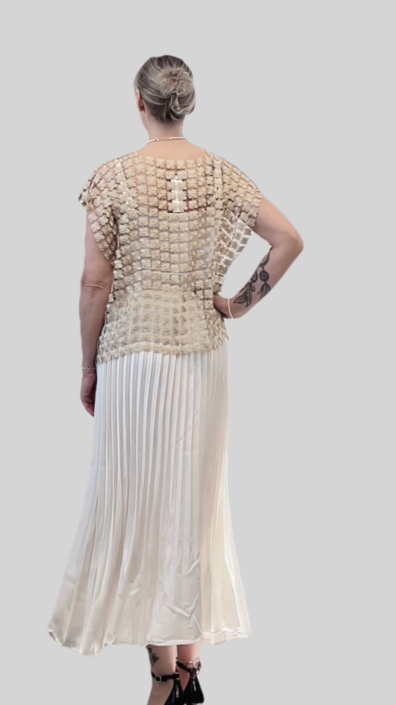 Lace Vest (Champagne)