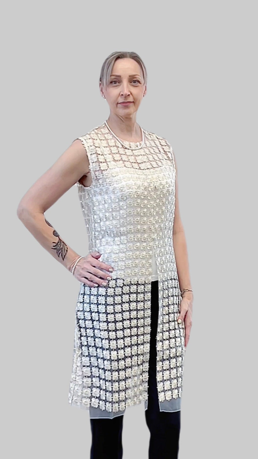 Lace Organza sleeveless Vest (Ivory)