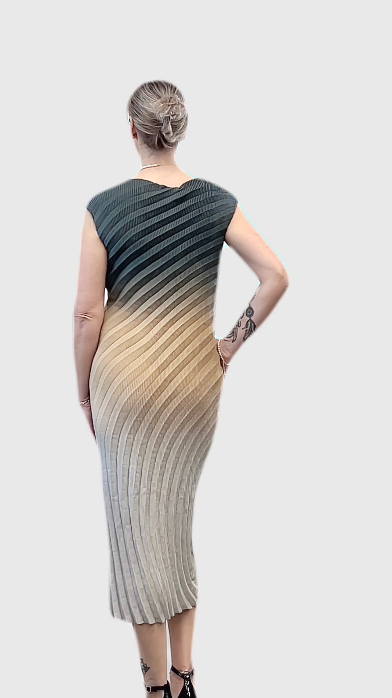Pleated Sleeveless mermaid dress