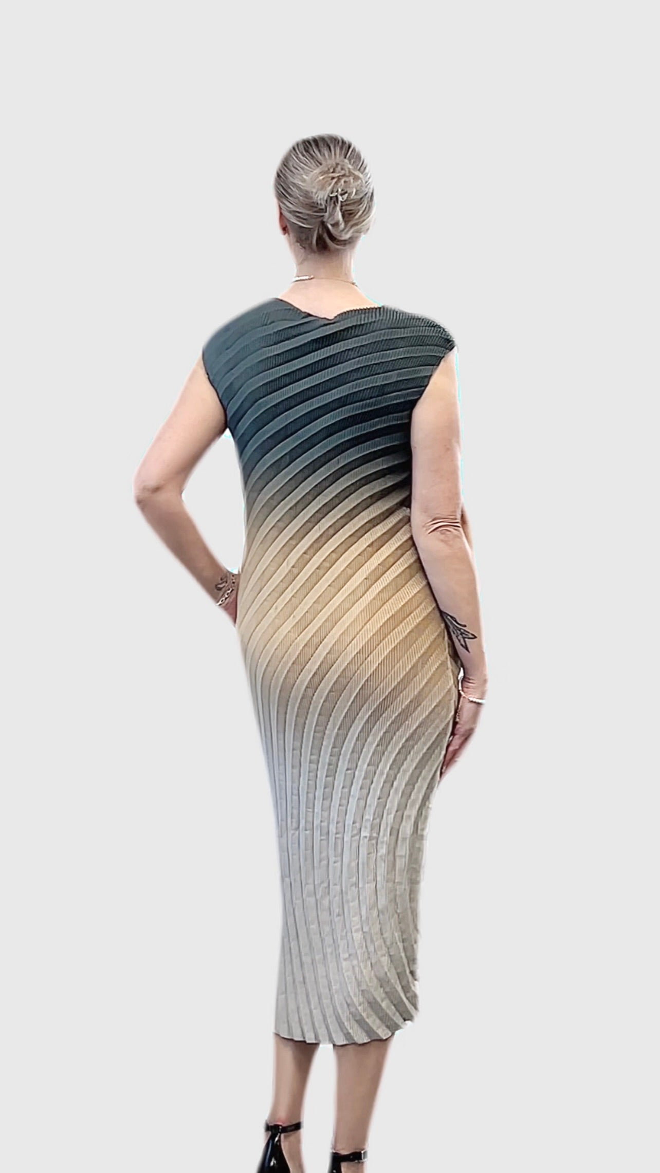 Pleated Sleeveless mermaid dress