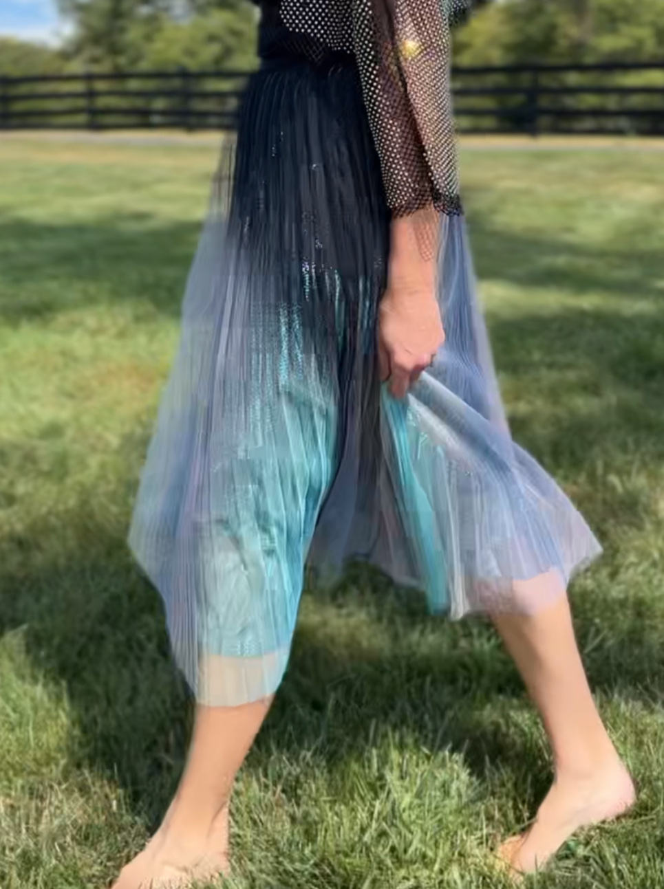Metalic iridescent Pleating mesh Skirt (Silver/Black Green)