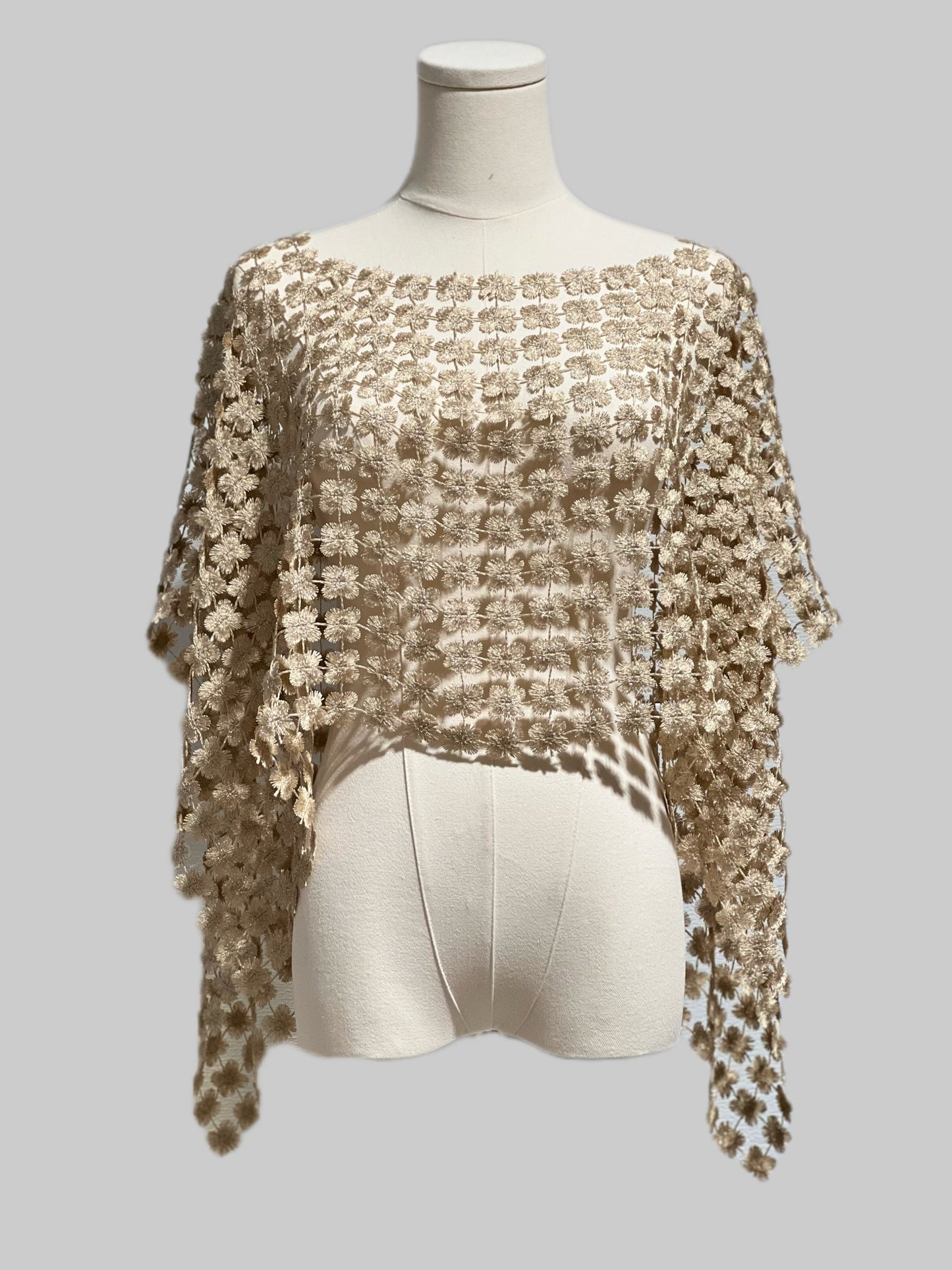 Lace Poncho (Champagne)