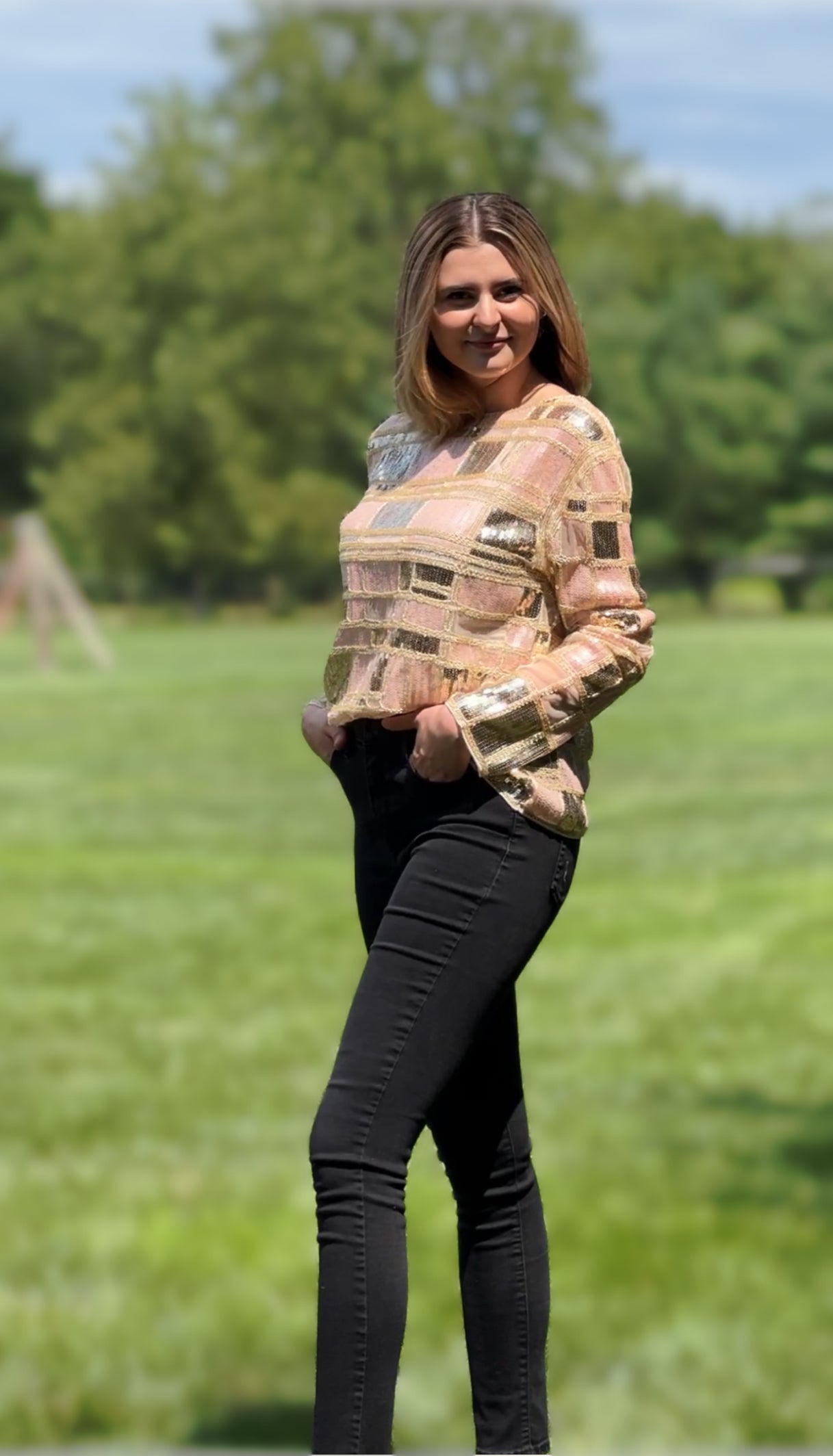 Color blocked Beads & Sequins embroidered long sleeves Blouse (Gold & lightpink)