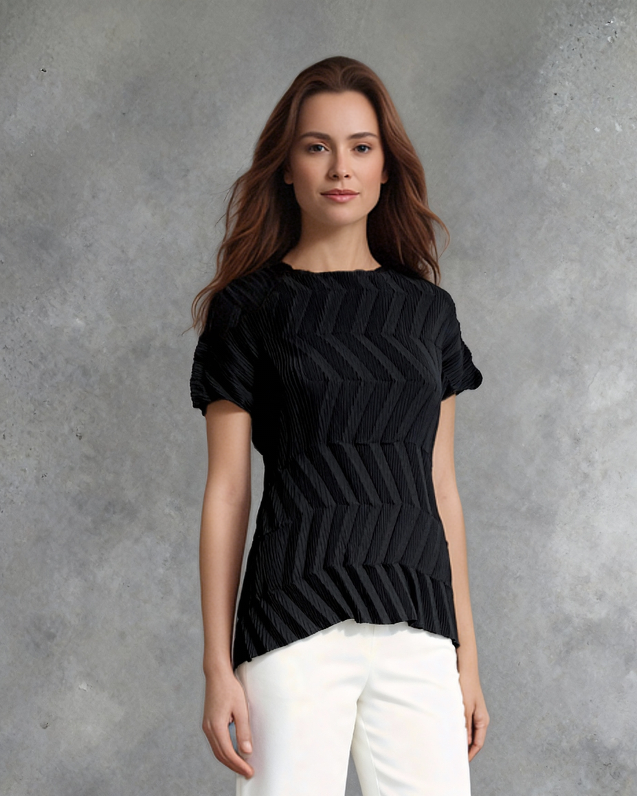 Pleating Short Sleeves Top- Chevron Ripple (Black)