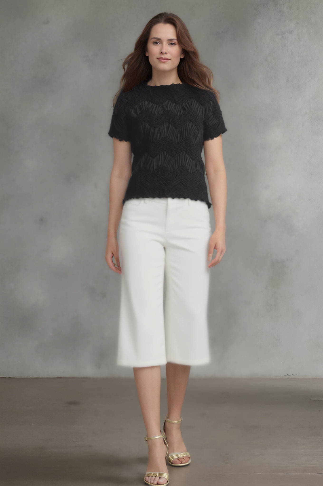 Pleating Short Sleeves Top- Crochet Wave - Black