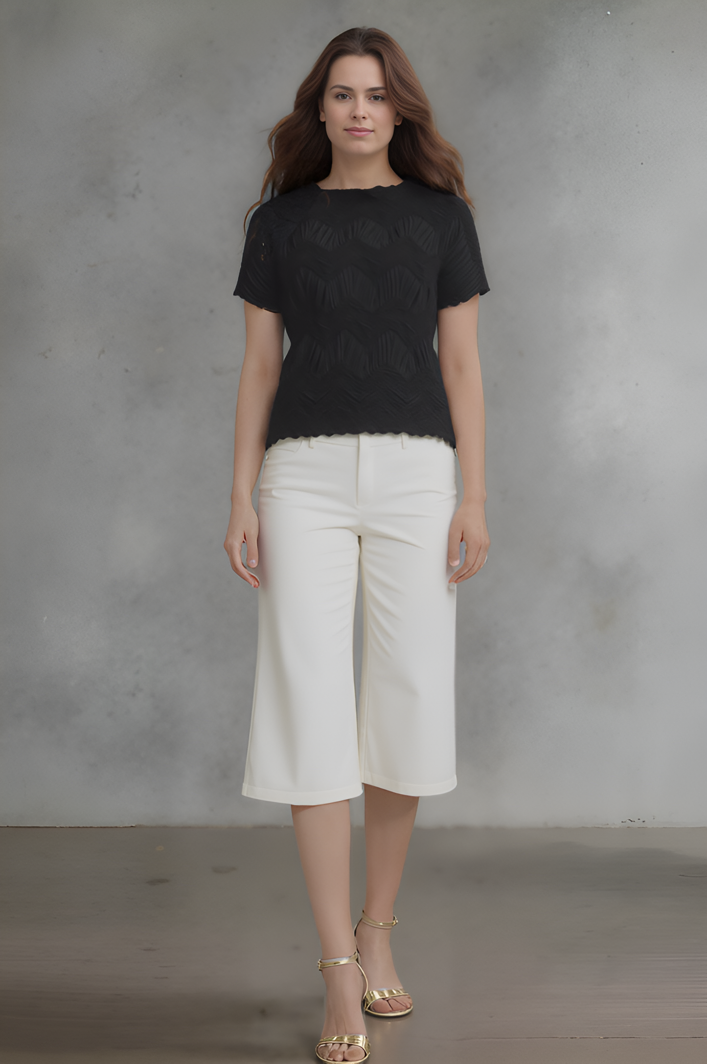 Pleating Short Sleeves Top- Crochet Wave - Black
