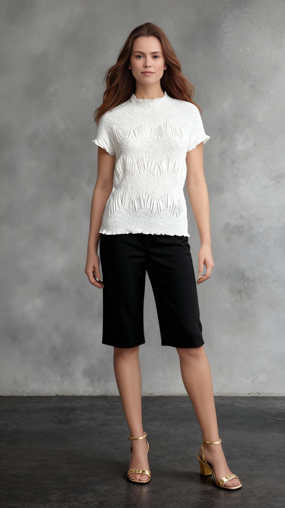 Pleating Short Sleeves Top- Crochet Wave - Black (White)