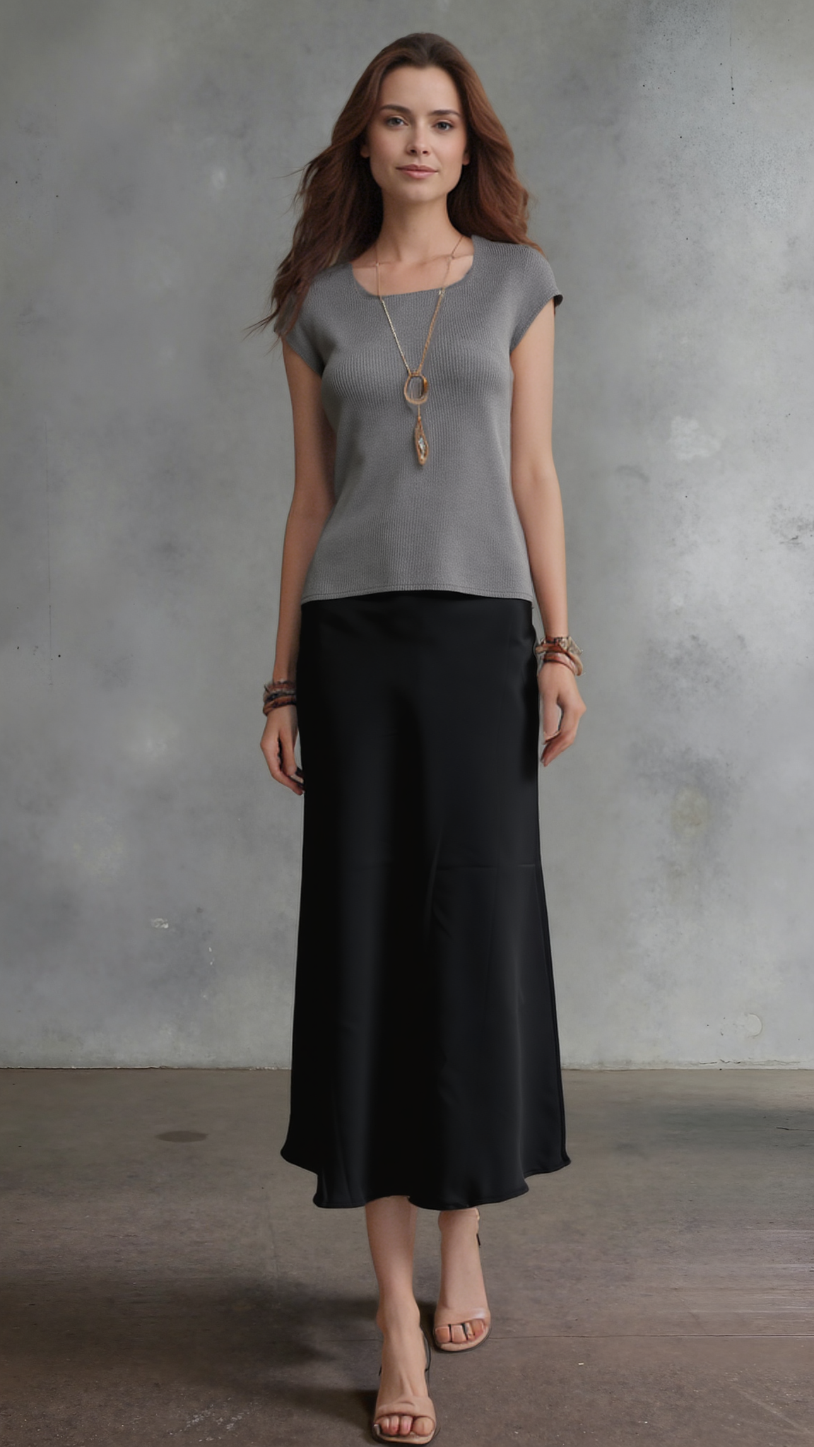 Pleating Short Sleeves Top- Soft Square - Grey