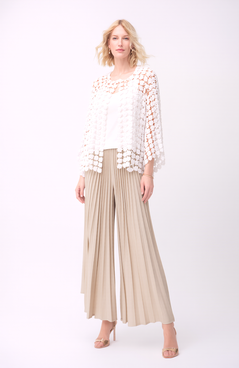 Lace Cape  (White)