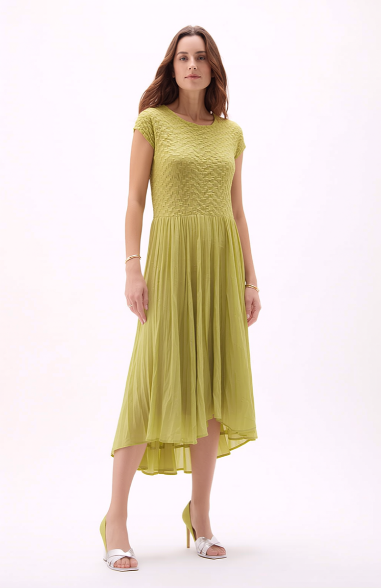 Pleated dress with Cupsleeves  ( Lime)