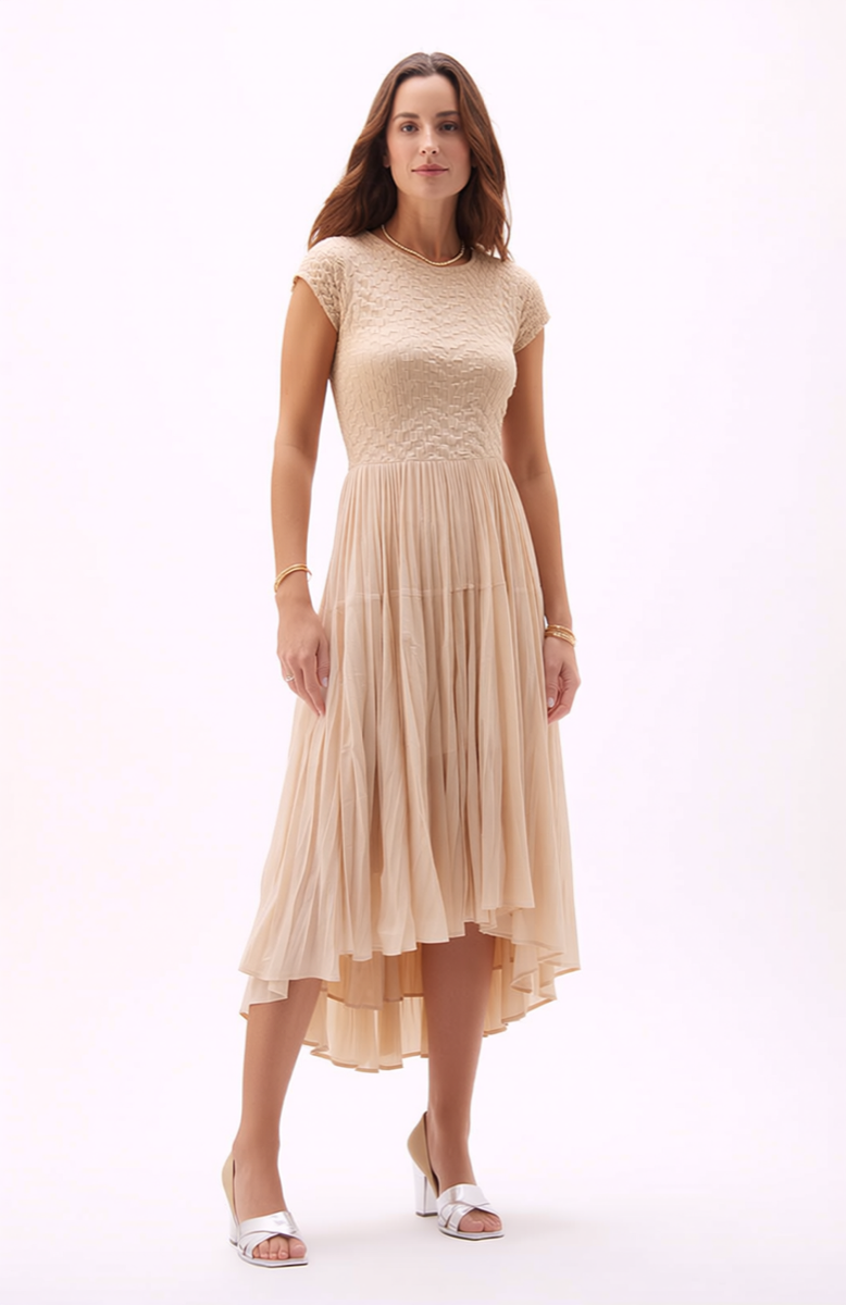 Pleated dress with Cupsleeves  (Apricot)