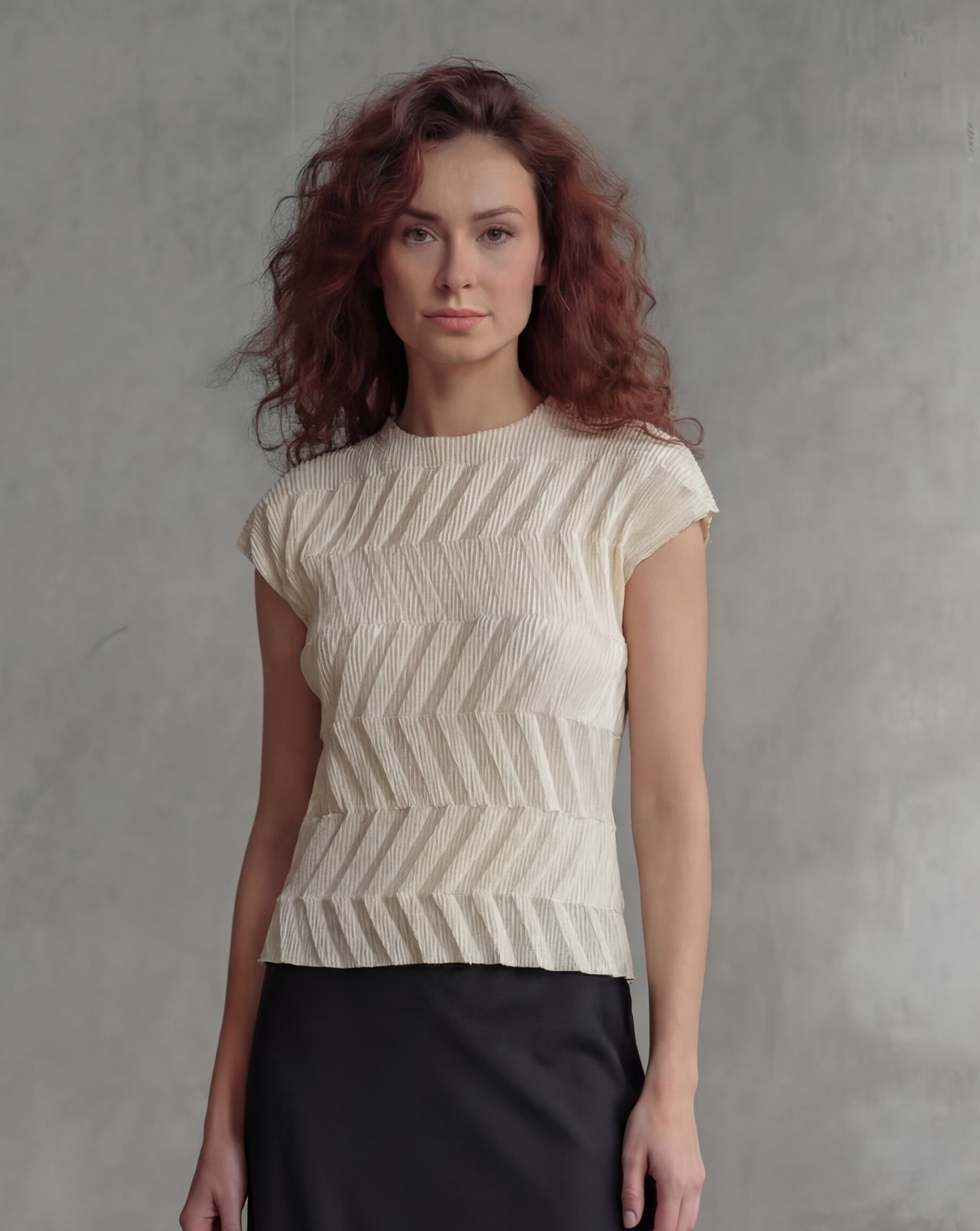 Pleating Short Sleeves Top- Chevron Ripple (Cream)