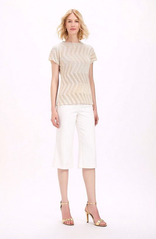 Pleating Short Sleeves Top- Chevron Ripple (Cream)
