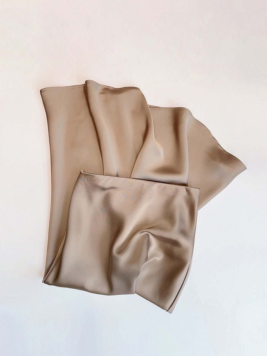 Sateen Maxi Skirt with Elastic Waistband and invisible zipper ( Black )