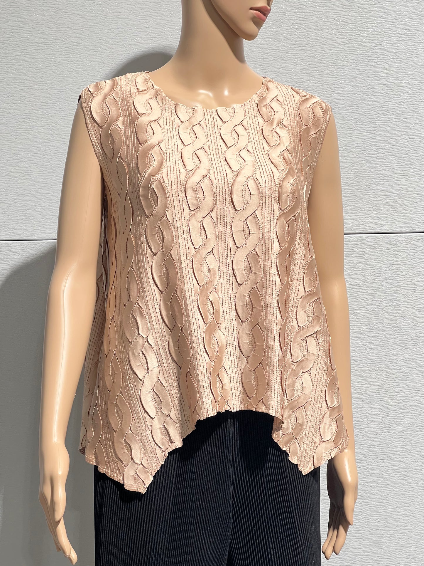 Pleated Cable top with flared Sweep (Champagne)