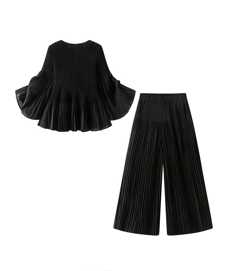 Pleated blouse top with flared sleeves & sweep (Black)