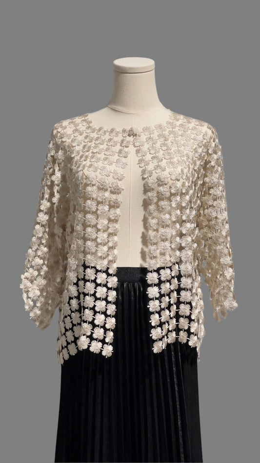Short Lace coverup  (Ivory)