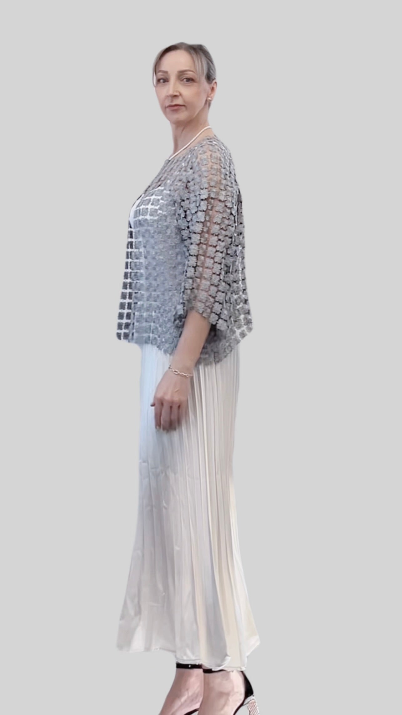 Short Lace jacket  (Silver Grey)