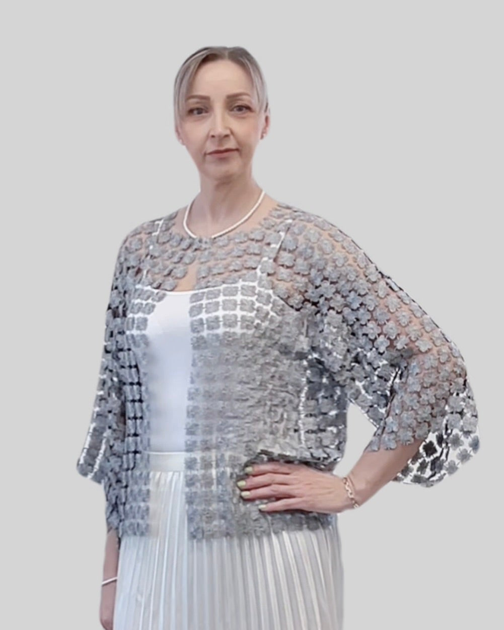Short Lace jacket  (Silver Grey)