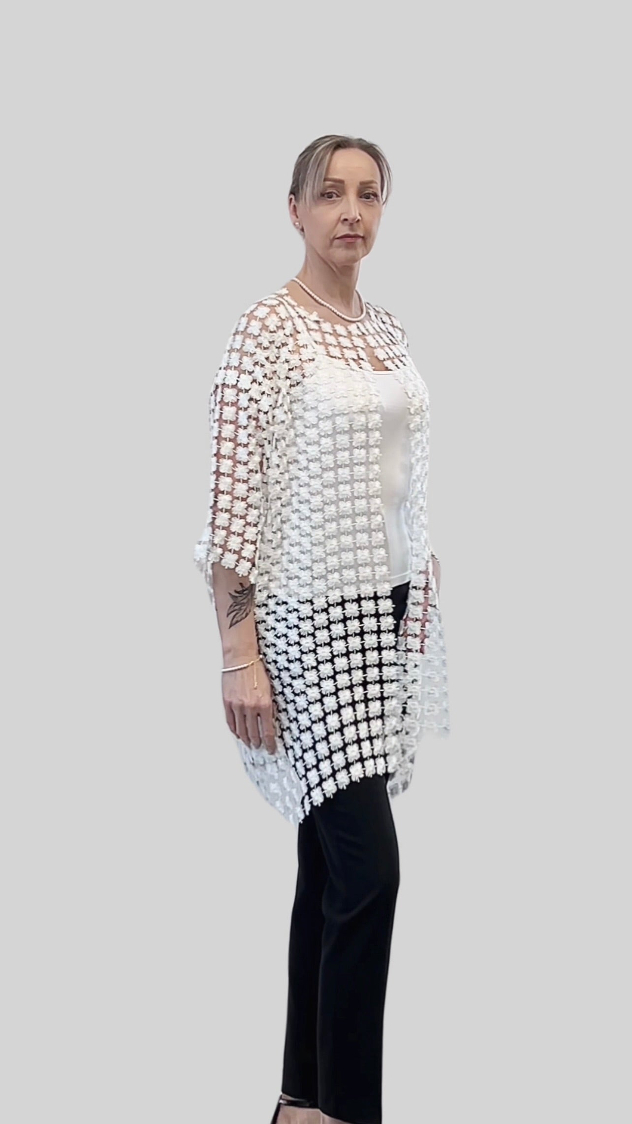 Long Lace coverup  (Cream)