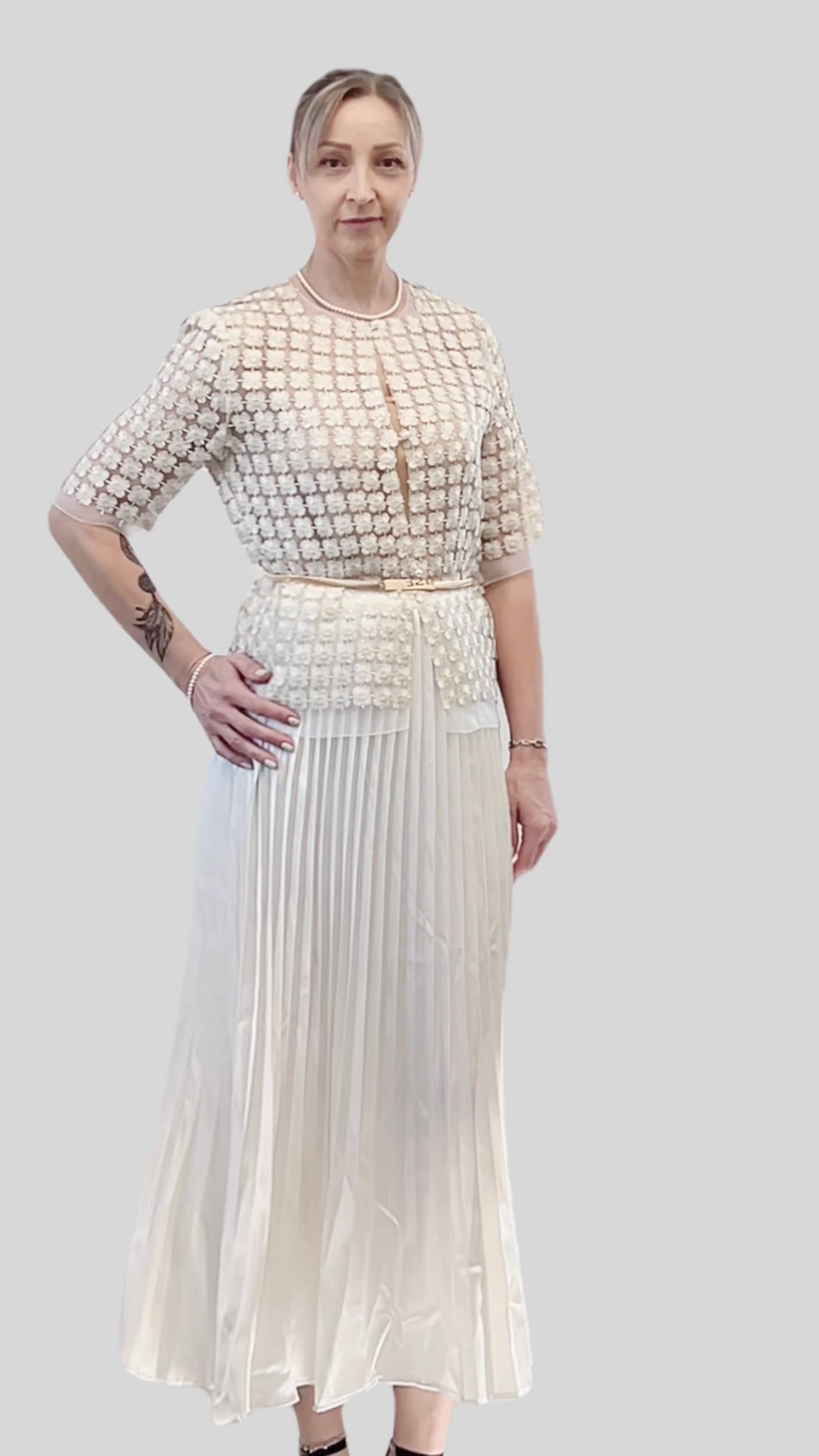 Short Lace Organza shirt with 3/4 sleeves  (Ivory)