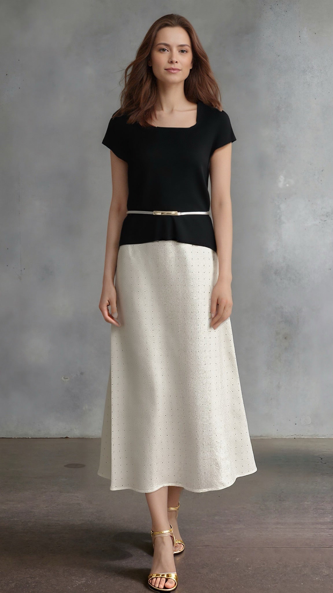 Pleating Short Sleeves Top- Soft Square - Black
