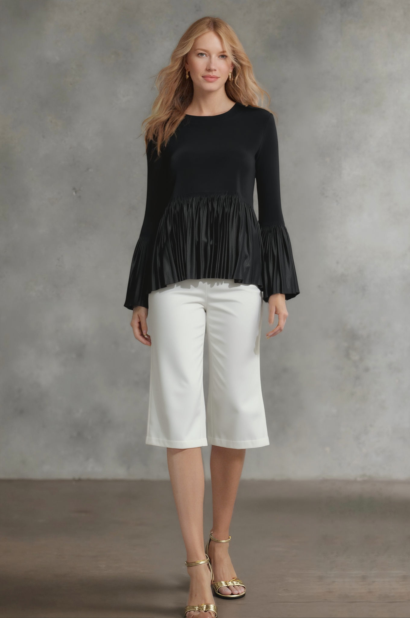 Pleating Long Sleeves Top- A Line Peplum (Black)