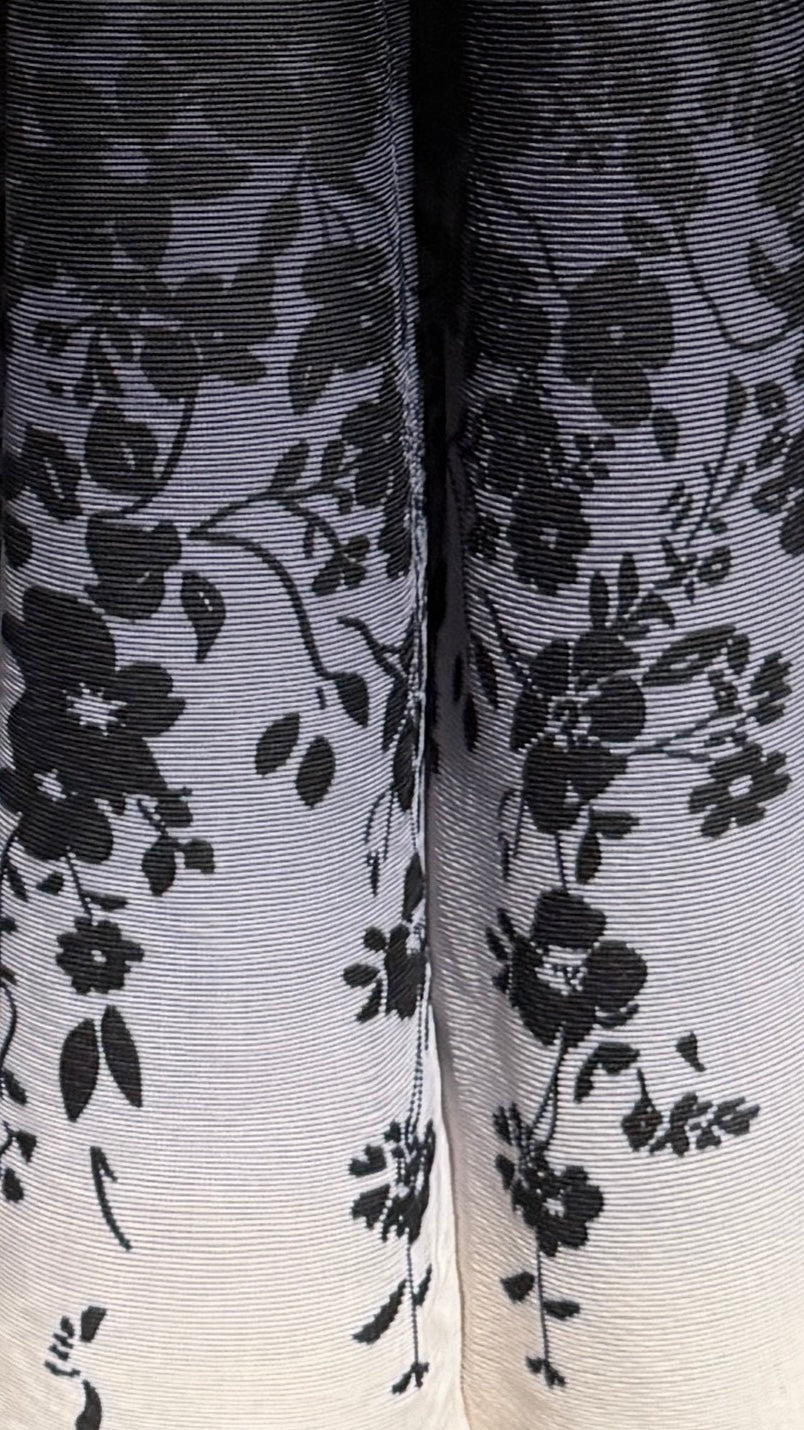 Pleated Short Sleeve Tulip Ombre Dress- Black Floral Ombre