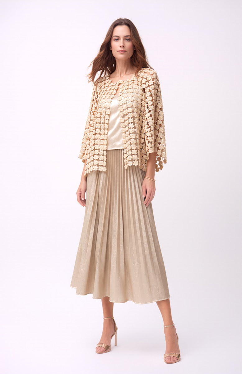 Lace Cape  (Champagne)